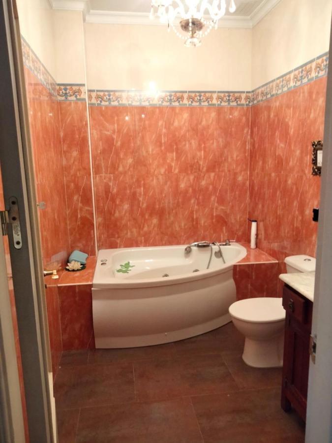 Apartamento En Pleno Centro De Marchena 3 Dormitorios 3 Banos Privados Eksteriør billede