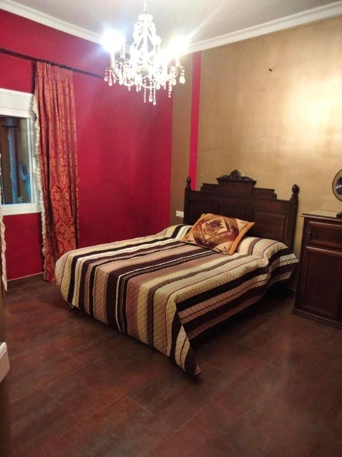 Apartamento En Pleno Centro De Marchena 3 Dormitorios 3 Banos Privados Eksteriør billede