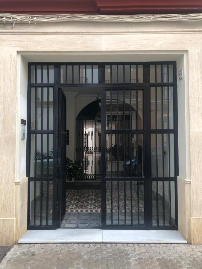 Apartamento En Pleno Centro De Marchena 3 Dormitorios 3 Banos Privados Eksteriør billede