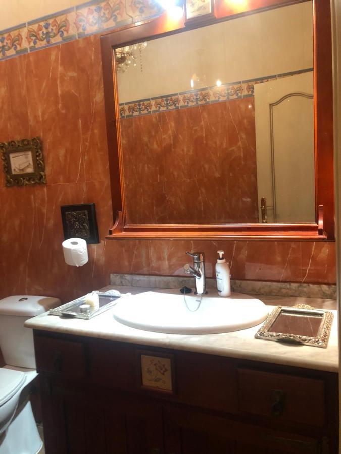 Apartamento En Pleno Centro De Marchena 3 Dormitorios 3 Banos Privados Eksteriør billede